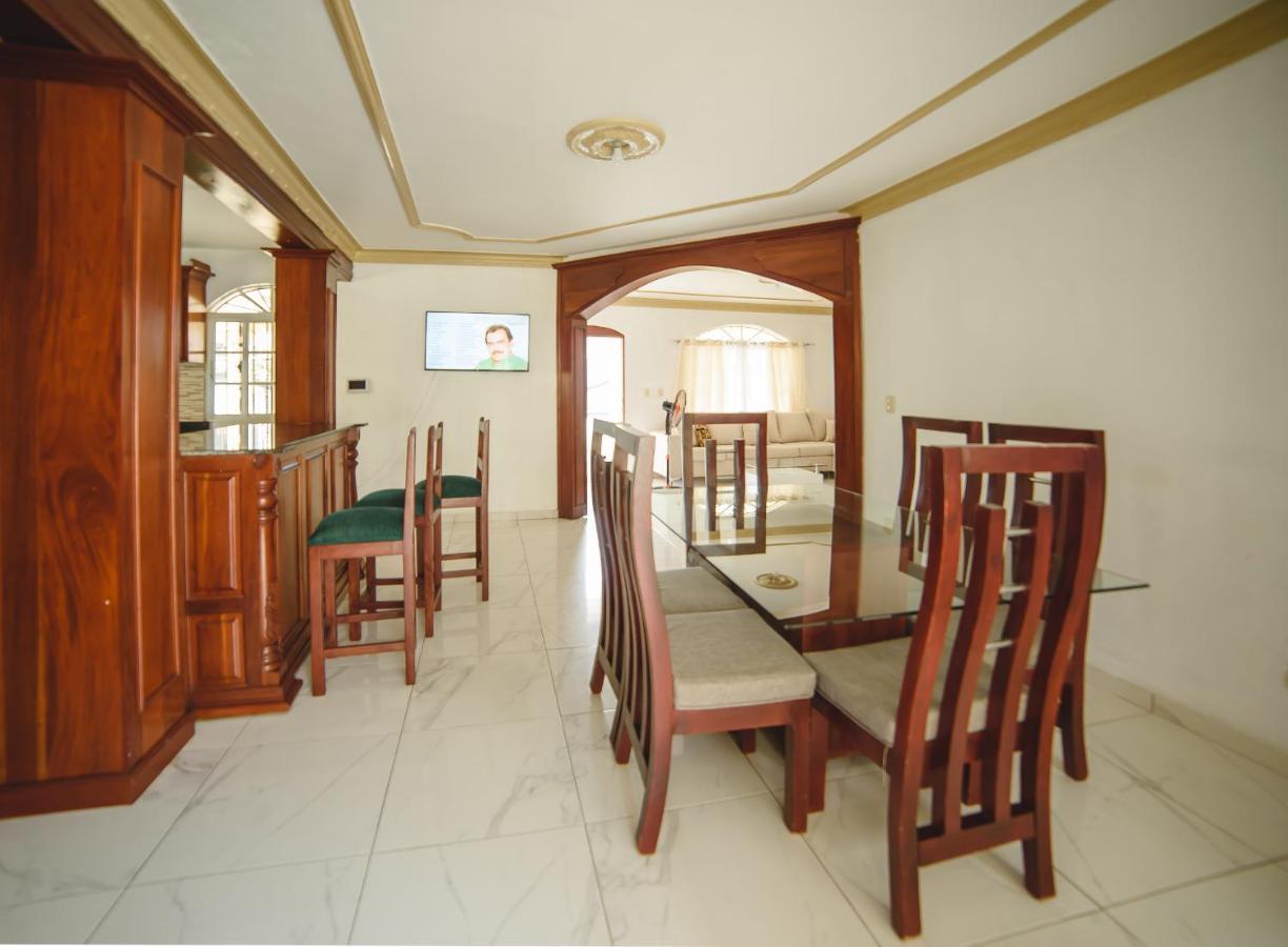 Ideal Family Place Jarabacoa. Buitenkant foto